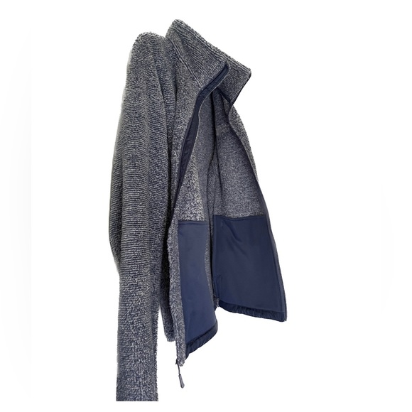 Womens The North Face fleece jacket, UEC - Picture 3 of 5